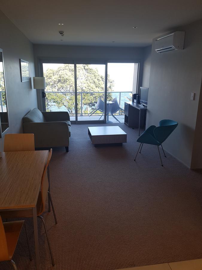 Te Kaha Beach Hotel Zewnętrze zdjęcie